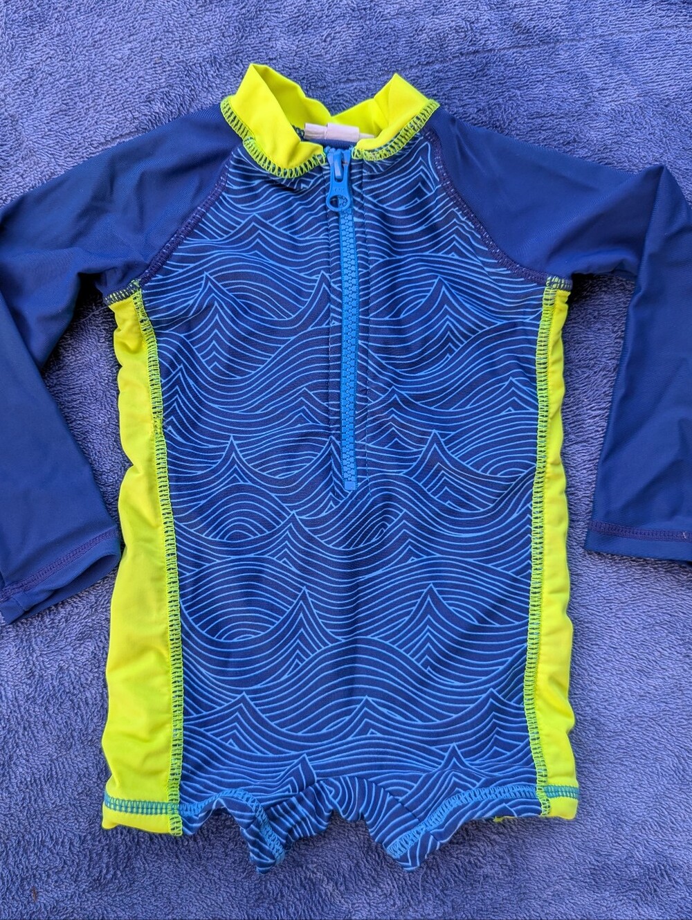 6-9mo Rash Guard - Picture 1 of 4